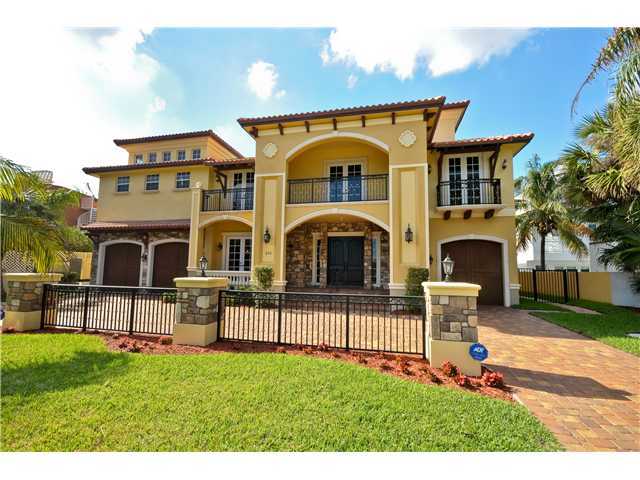 255 Southeast Wavecrest Way Boca Raton, FL 33432 - Photo 1 of 14 Primary Photo