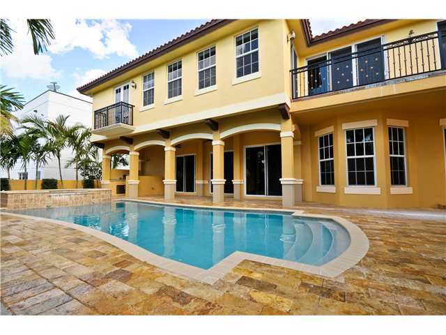 255 Southeast Wavecrest Way Boca Raton, FL 33432 - Photo 3 of 14 Additional Photo