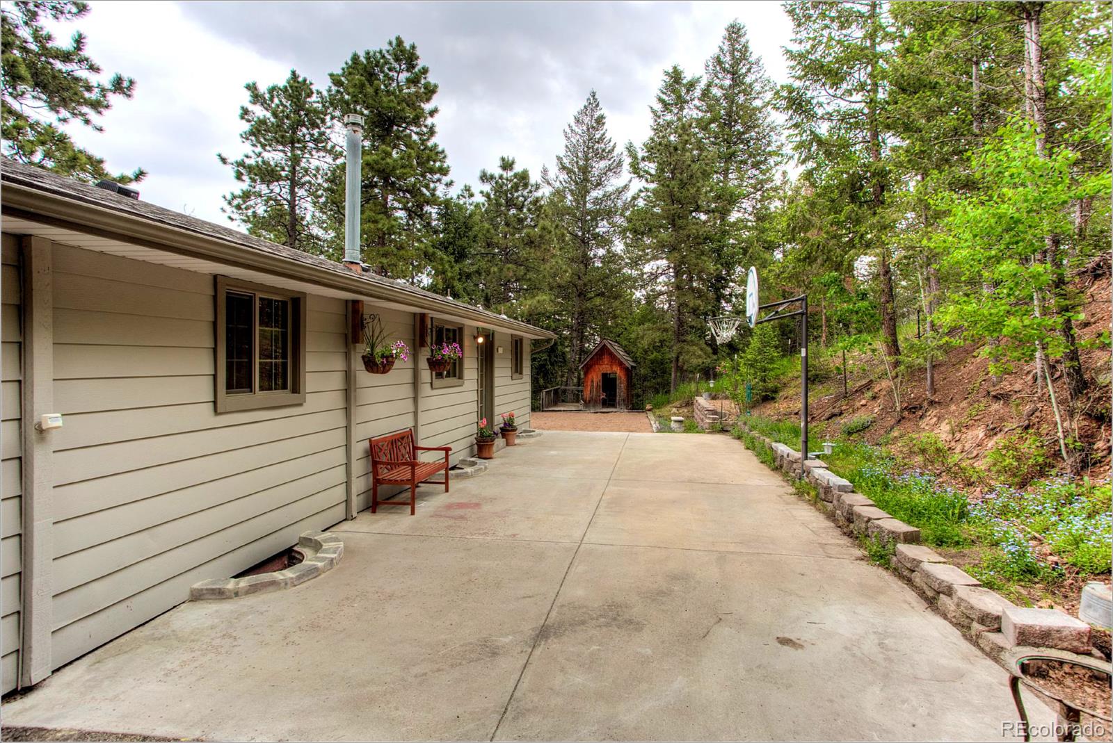 5820 Cliff Road Evergreen, CO 80439 - Photo 9 of 25 Gallery Image 9