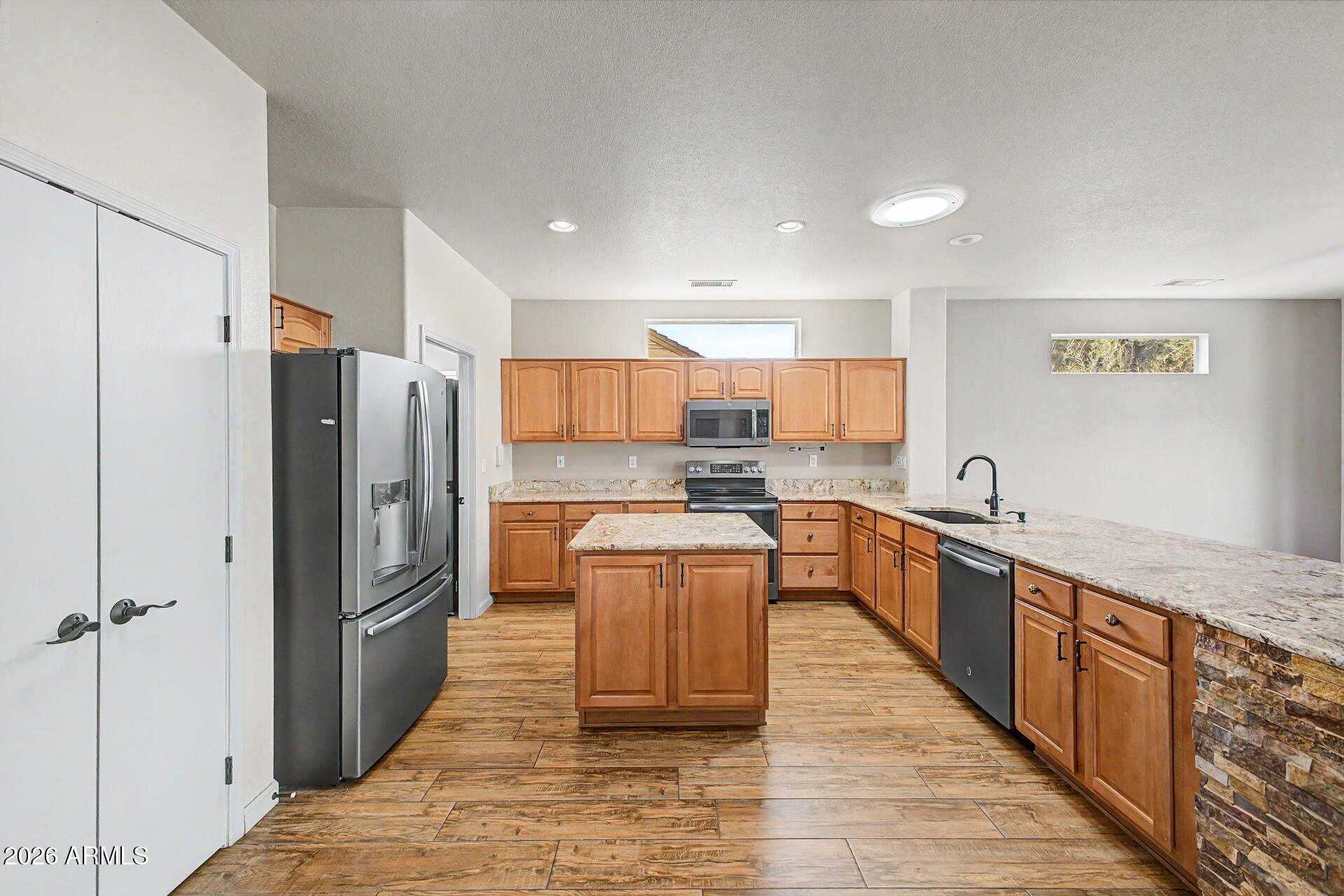 15764 West Spring Tree Way Surprise, AZ 85374 - Photo 9 of 36