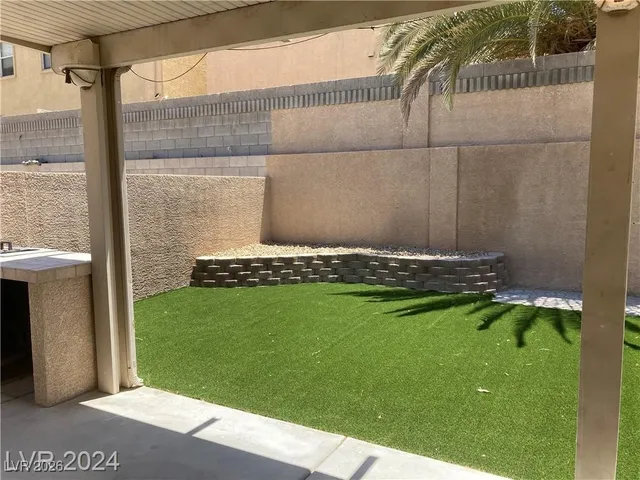 $2,450 | 843 Trout Stream Court, Henderson, NV 89052