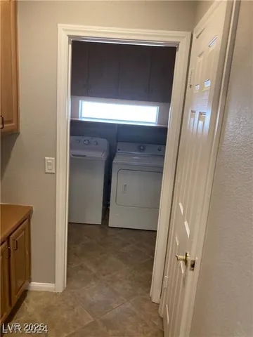 $2,450 | 843 Trout Stream Court, Henderson, NV 89052