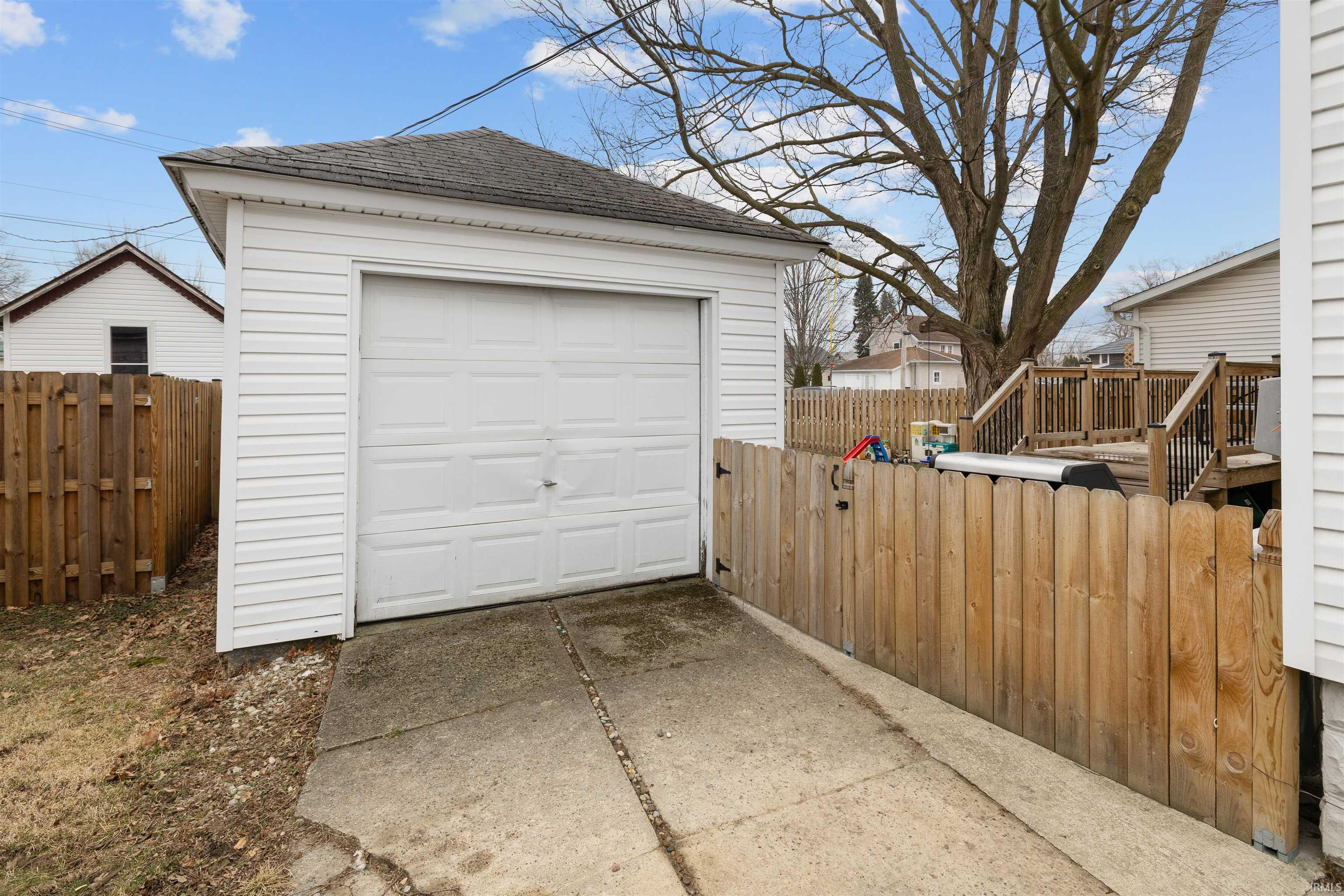 511 East 7th Street Auburn, IN 46706 - Photo 25 of 34