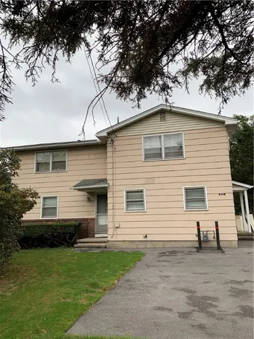 $1,450 | 1/2 Elmgrove Road, Greece, NY 14626