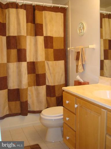 3664 Muddy Creek Road Edgewater, MD 21037 - Photo 3 of 28 Bath #1