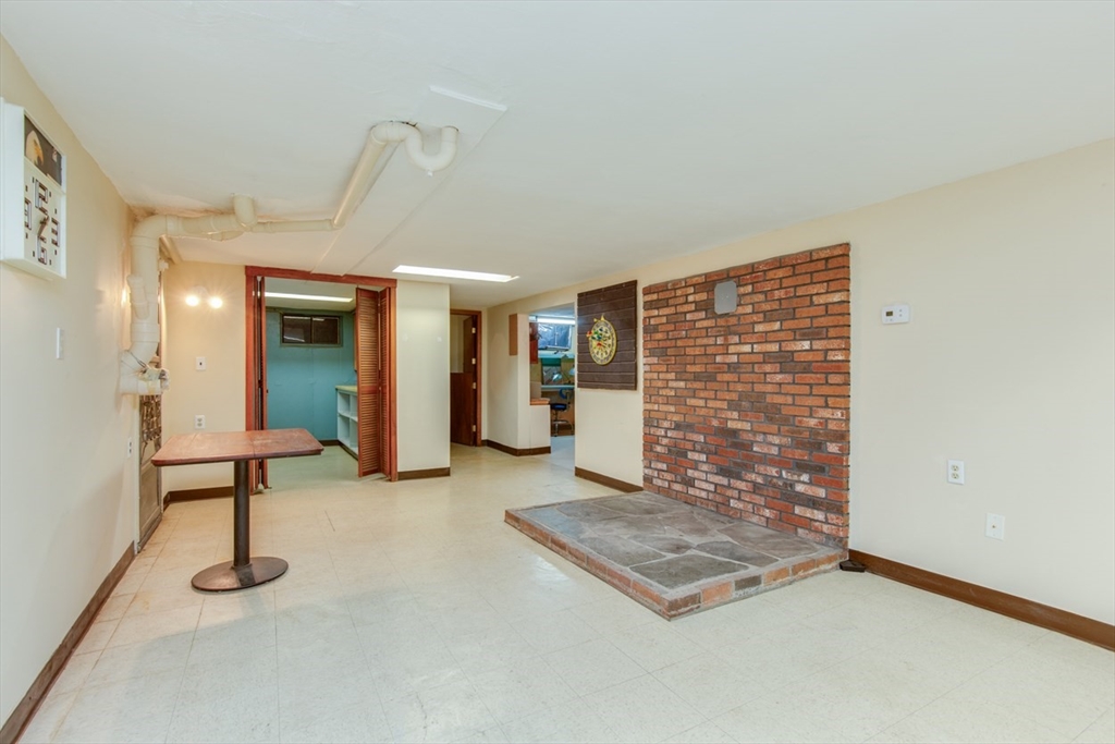 11 Lincoln Road Billerica, MA 01821 - Photo 23 of 34 Gallery Image 23