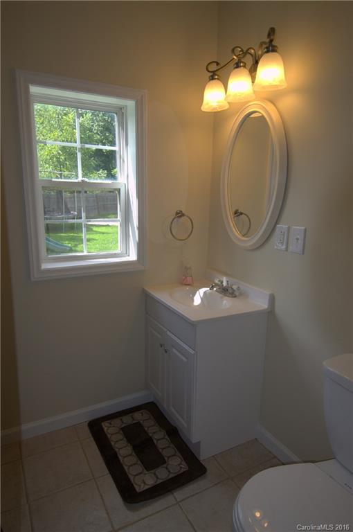 33 Laurel Pines Church Road, Unit 1 Fairview, NC 28730 - Photo 12 of 16 Gallery Image 12