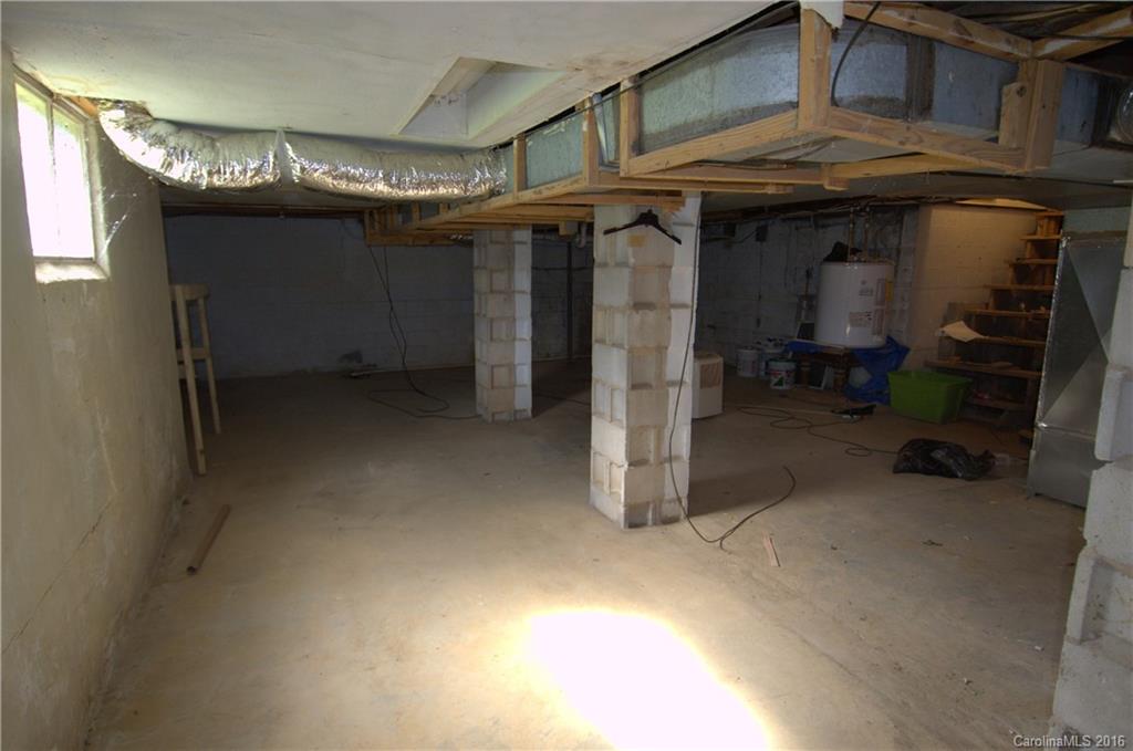 33 Laurel Pines Church Road, Unit 1 Fairview, NC 28730 - Photo 14 of 16 Gallery Image 14