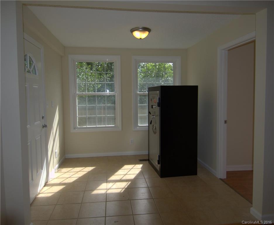 33 Laurel Pines Church Road, Unit 1 Fairview, NC 28730 - Photo 3 of 16 Gallery Image 3