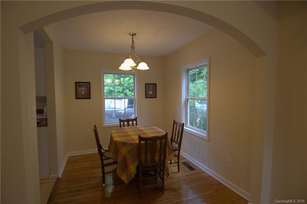 33 Laurel Pines Church Road, Unit 1 Fairview, NC 28730 - Photo 6 of 16 Gallery Image 6