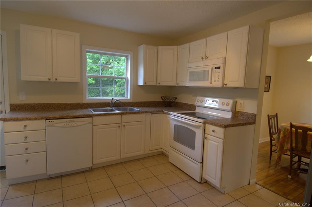 33 Laurel Pines Church Road, Unit 1 Fairview, NC 28730 - Photo 7 of 16 Gallery Image 7