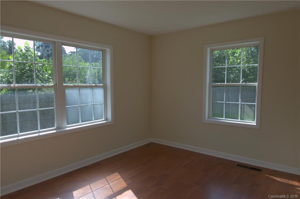 33 Laurel Pines Church Road, Unit 1 Fairview, NC 28730 - Photo 10 of 16 Gallery Image 10