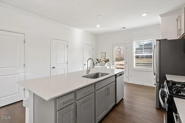 $2,100 | 689 Mirkwood Avenue, Apex, NC 27523