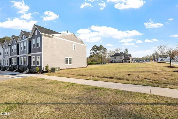 $2,100 | 689 Mirkwood Avenue, Apex, NC 27523