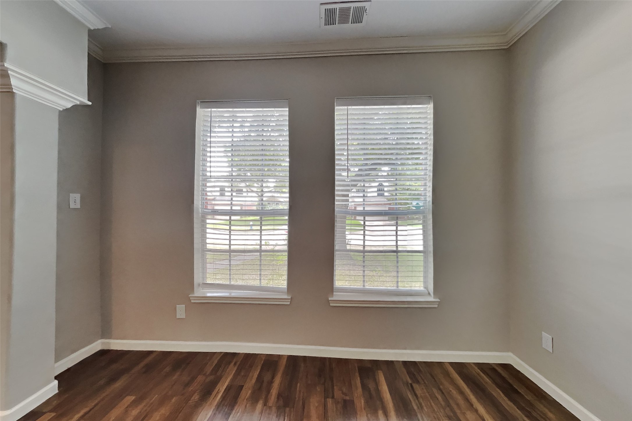 10051 Rio Bravo Road Houston, TX 77064 - Photo 2 of 21