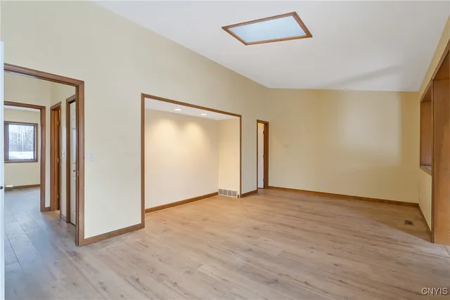 $219,900 | 416 MacKay Avenue, Camillus, NY 13219