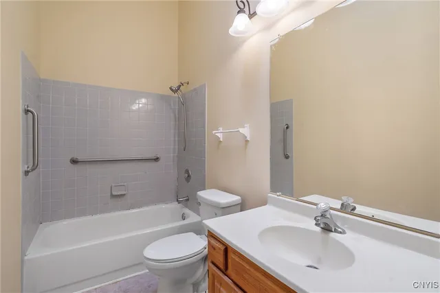 $219,900 | 416 MacKay Avenue, Camillus, NY 13219