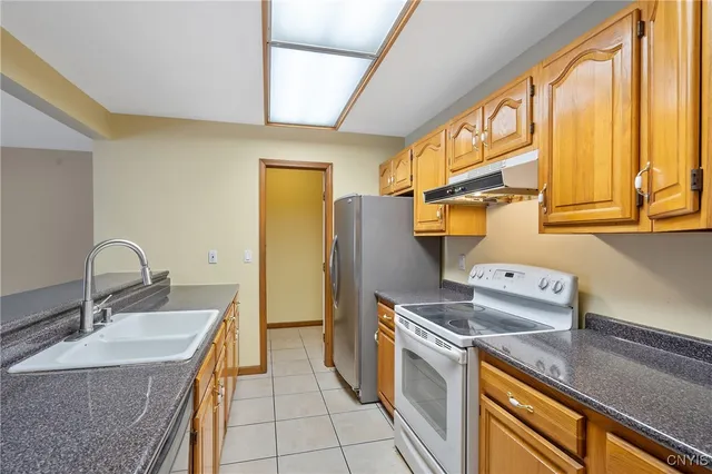 $219,900 | 416 MacKay Avenue, Camillus, NY 13219