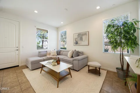 $749,888 | 908 North Primrose Lane, Unit A, Azusa, CA 91702