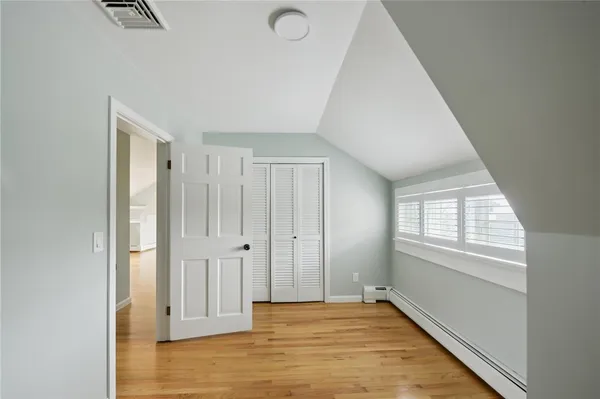 $3,000 | 450 Ocean Road, Unit B, Narragansett, RI 02882