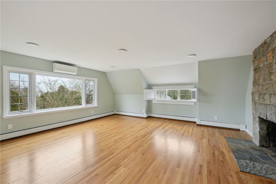 450 Ocean Road, Unit B Narragansett, RI 02882 - Photo 3 of 20