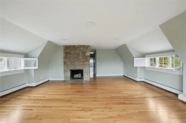 $3,000 | 450 Ocean Road, Unit B, Narragansett, RI 02882