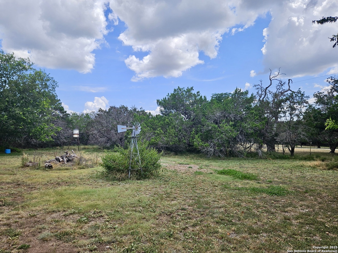 21 Wasp Creek Road Boerne, TX 78006 - Photo 2 of 25 Gallery Image 2
