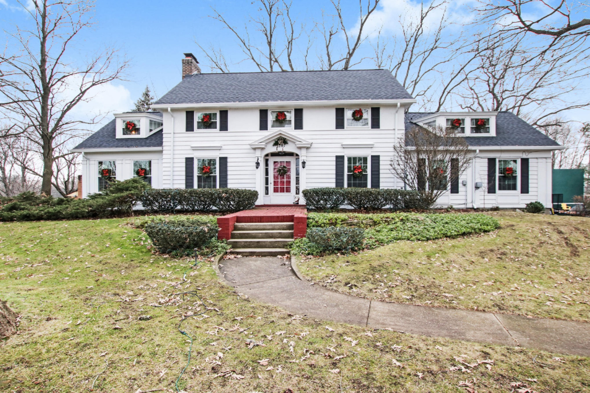 1246 West Kilgore Road Kalamazoo, MI 49008 - Photo 1 of 36 IMG_7771