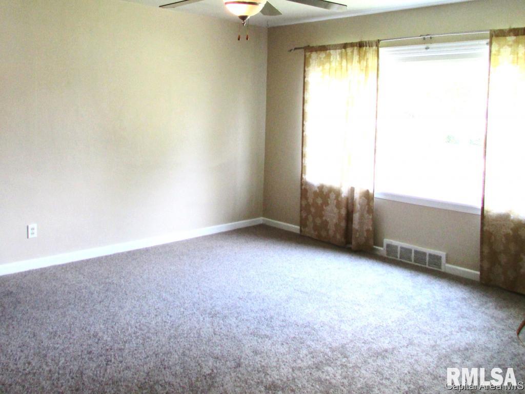 2305 South Spring Street Springfield, IL 62704 - Photo 3 of 15