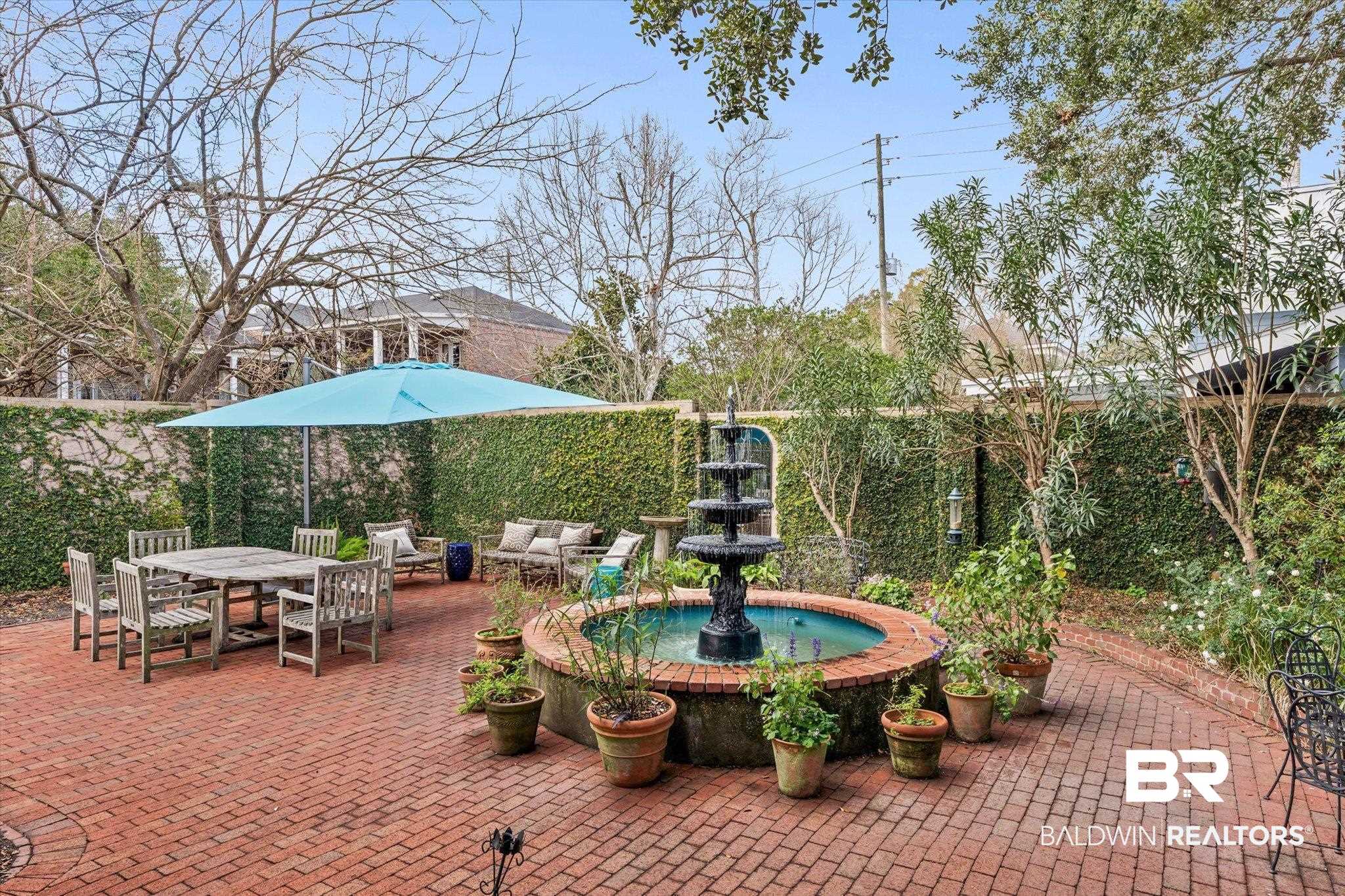 259 North Jackson Street Mobile, AL 36603 - Photo 17 of 42 View of patio featuring outdoor dining space