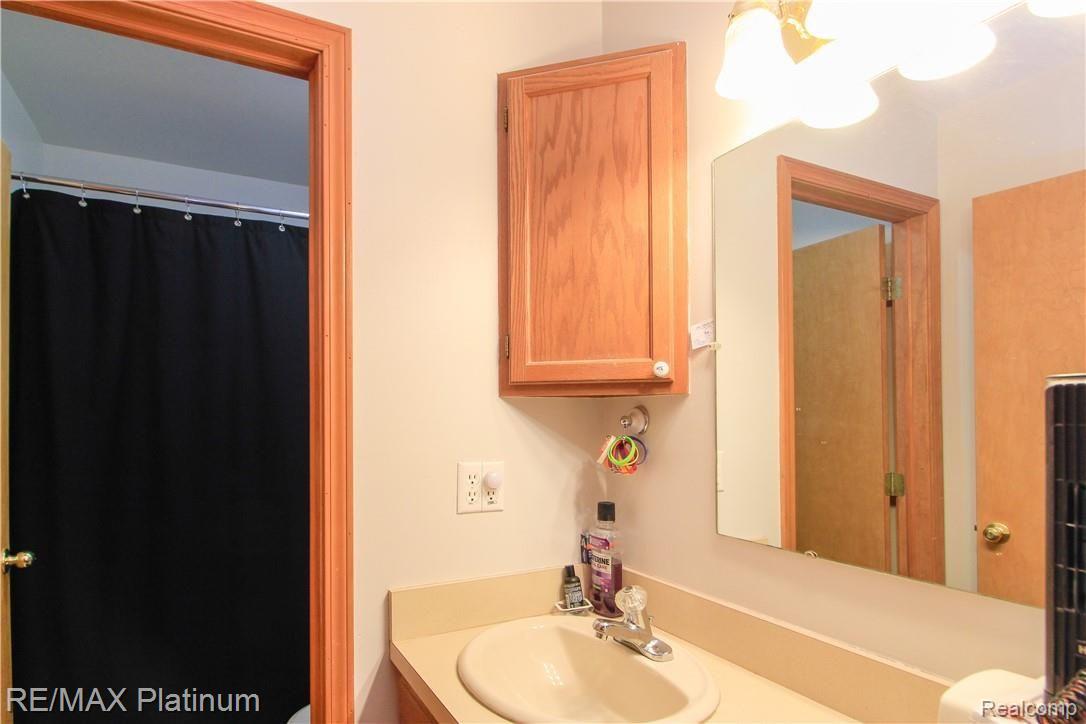 12435 White Lake Road Fenton, MI 48430 - Photo 29 of 36 _MG_9599.jpg