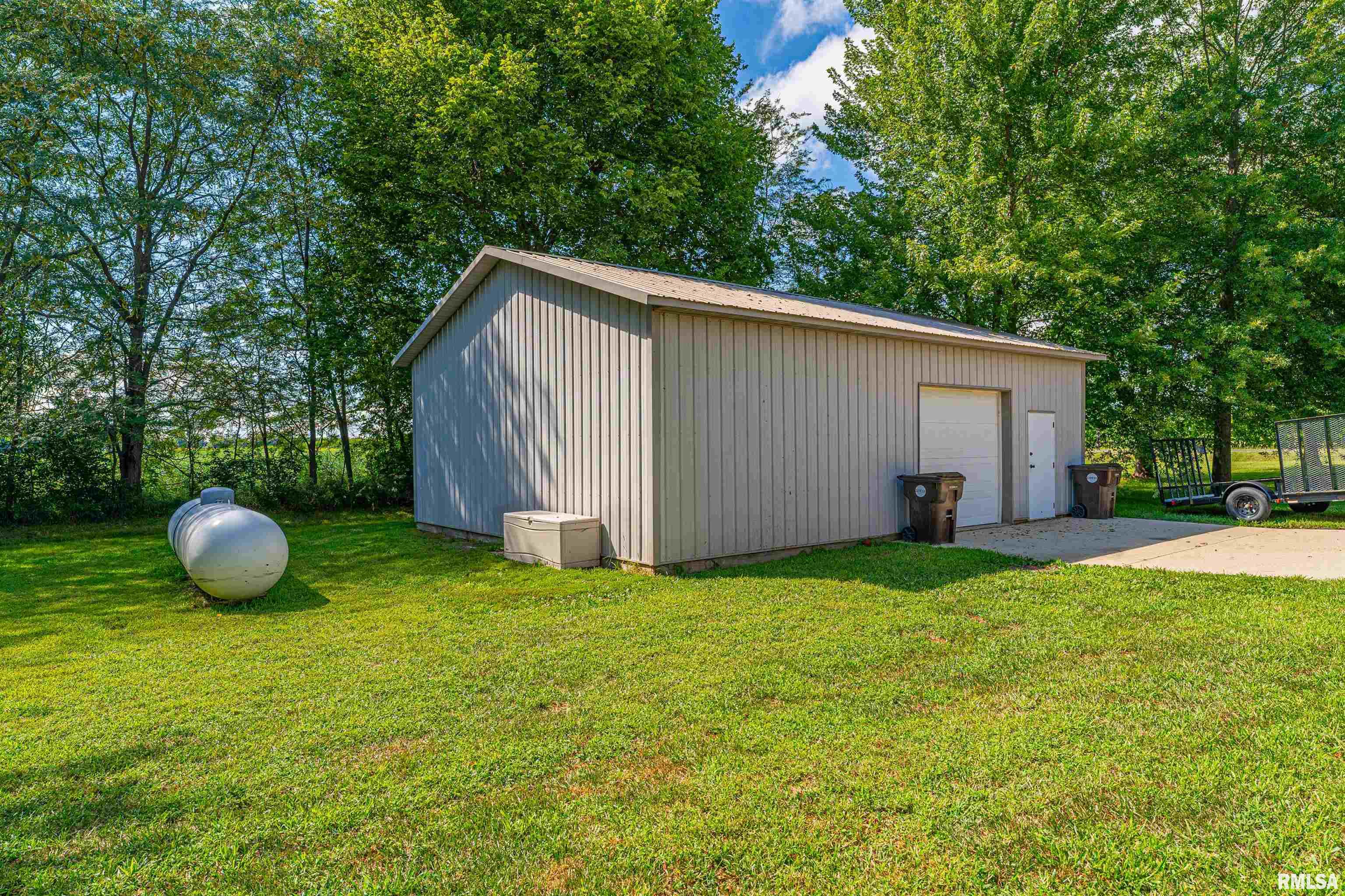 8484 Waynesville Road Wapella, IL 61777 - Photo 48 of 50 Gallery Image 48