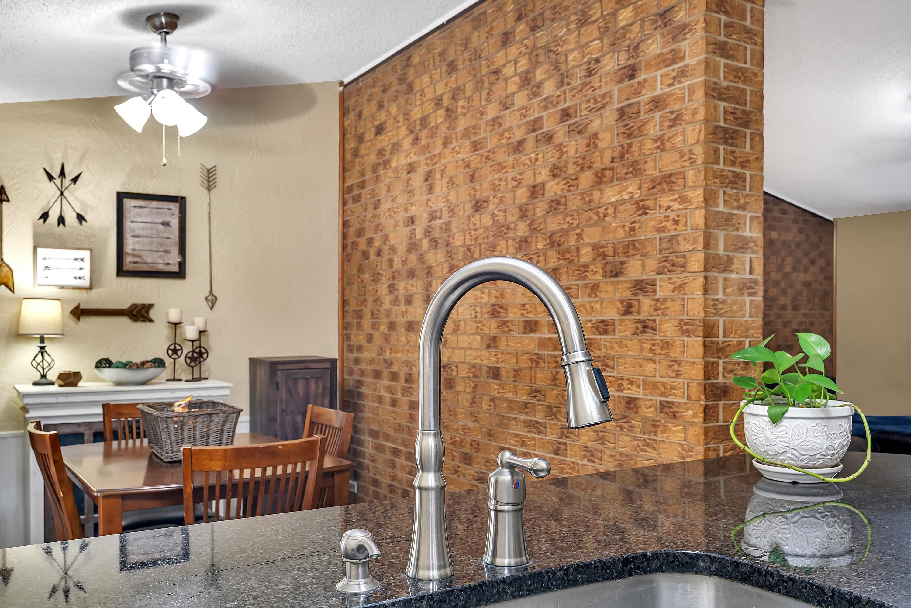 21 Cedar Hill Road Longview, TX 75601 - Photo 11 of 37 Gallery Image 11
