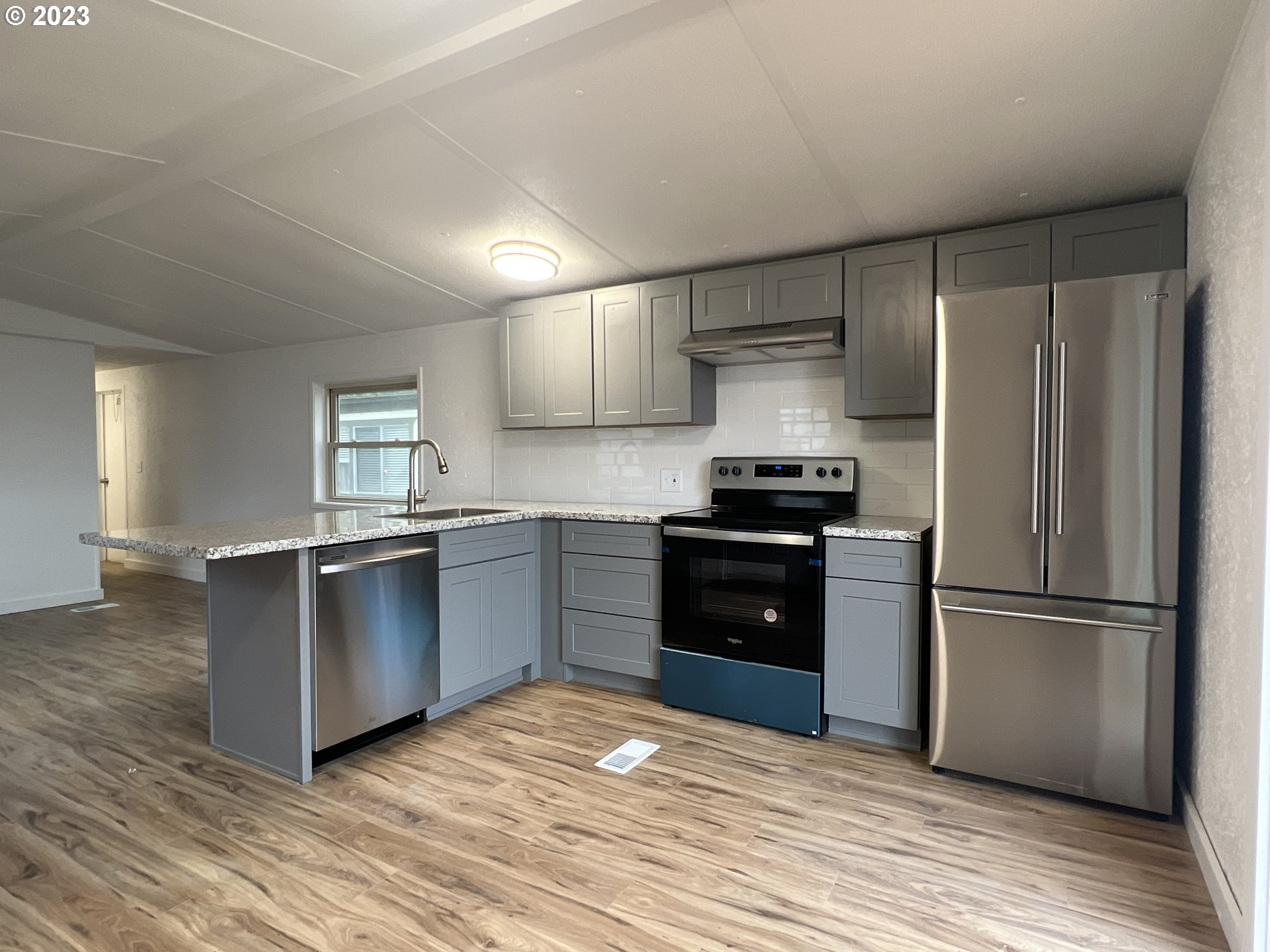 66642 East Bay Road, Unit SP39 North Bend, OR 97459 - Photo 8 of 28 Gallery Image 8