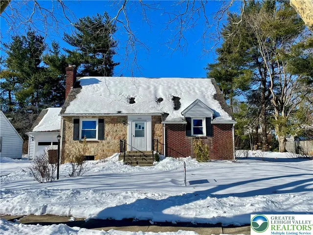 $389,900 | 2321 Montgomery Street, Bethlehem, PA 18017