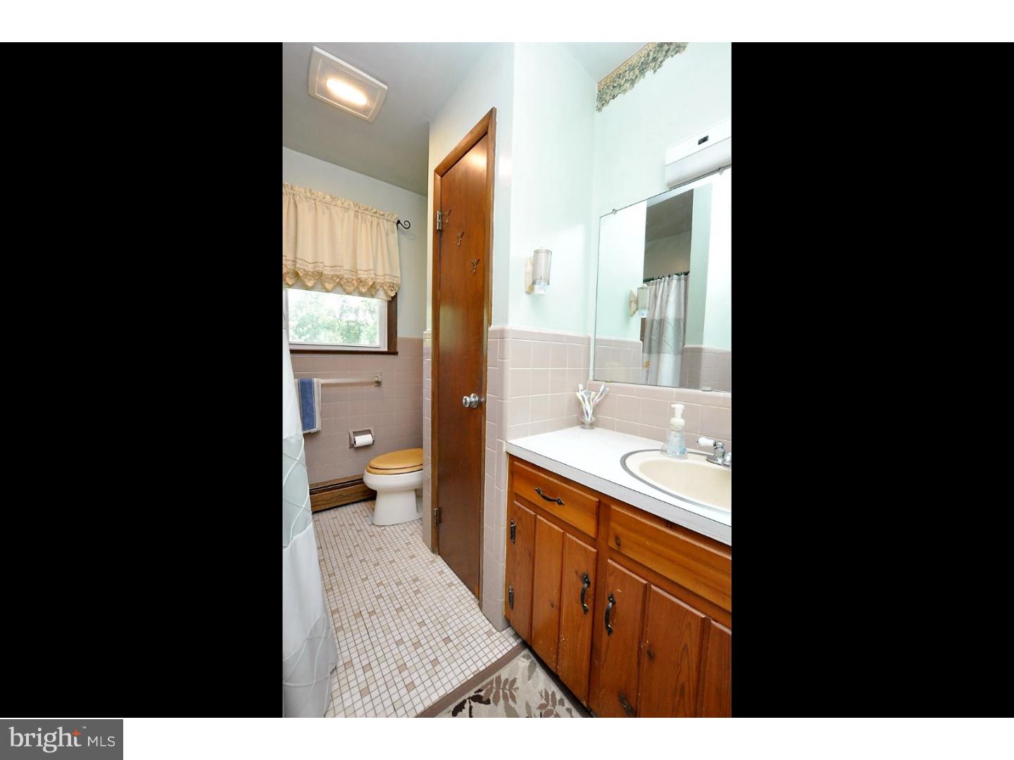 5031 Church Road Mount Laurel, NJ 08054 - Photo 9 of 25 Bathroom