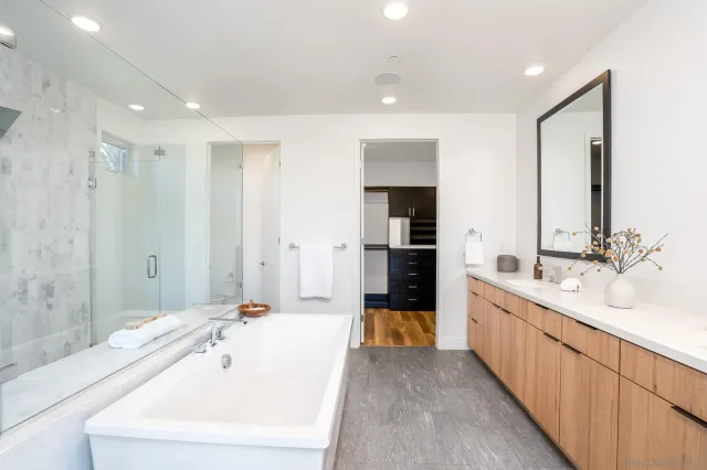 $4,980,000 | 5384 Aurora Summit Trail, San Diego, CA 92130