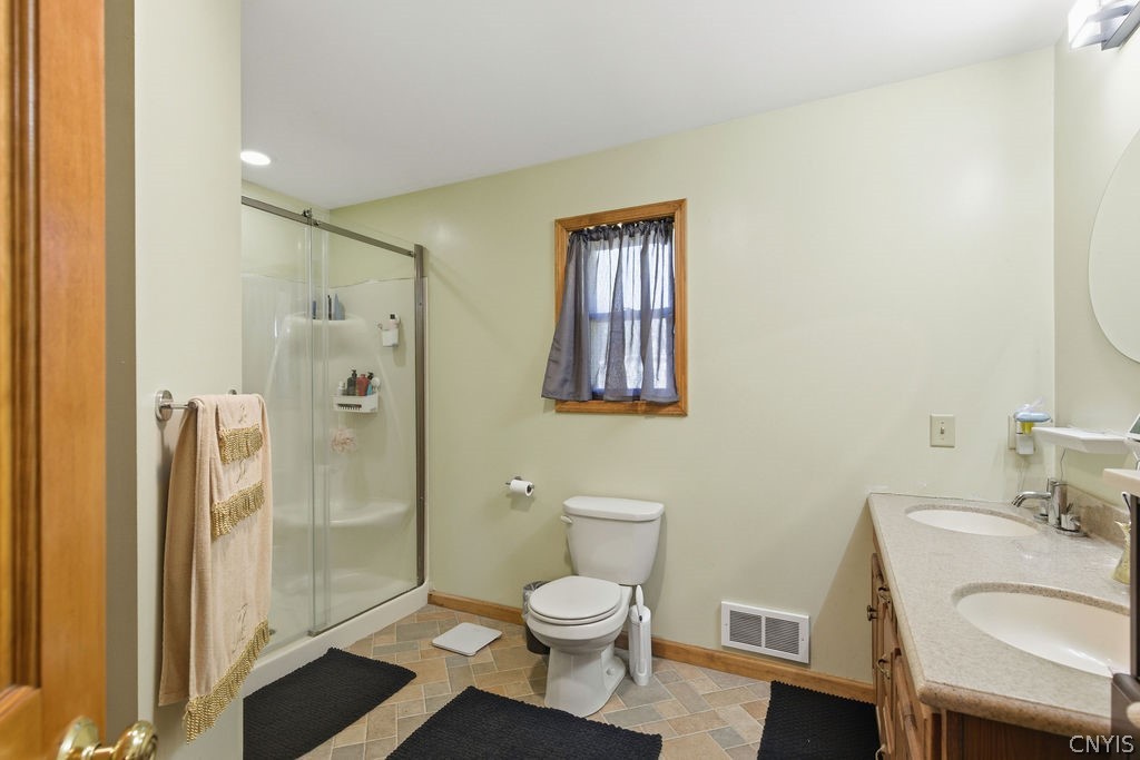 58 Madison Street Hamilton, NY 13346 - Photo 22 of 37 Primary en suite bathroom
