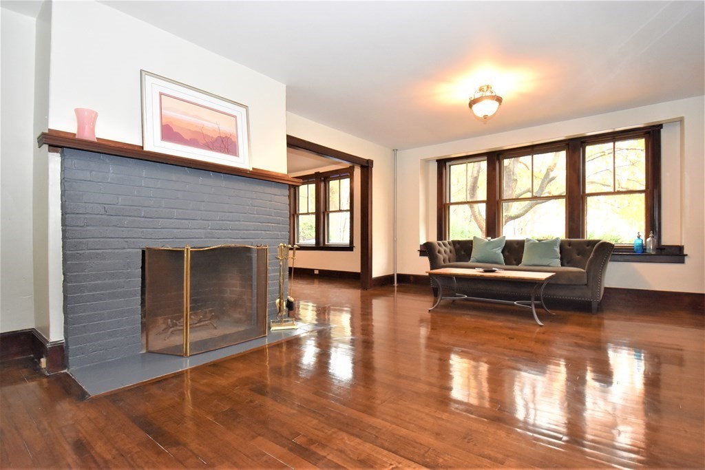 77 Walnut Street Clinton, MA 01510 - Photo 4 of 23 Gallery Image 4