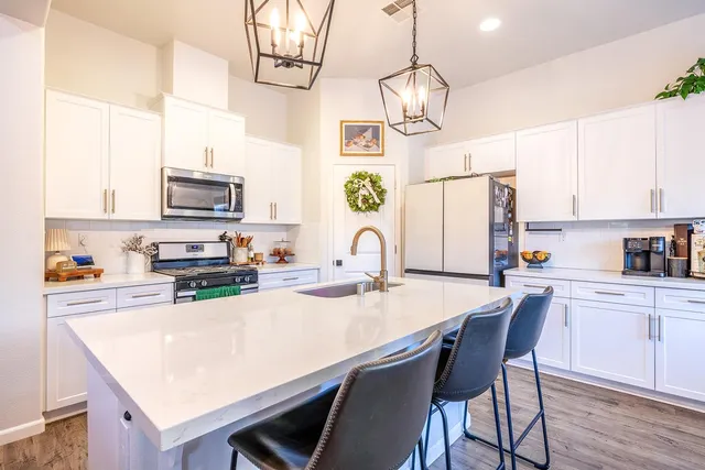 $700,000 | 1249 La Colina Street, Soledad, CA 93960