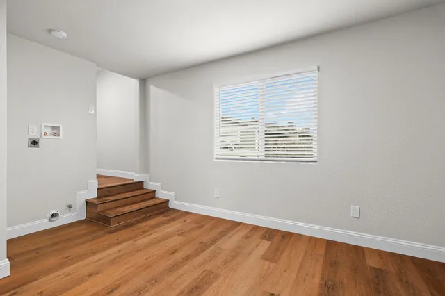 $289,950 | 3443 West Street, Redding, CA 96001