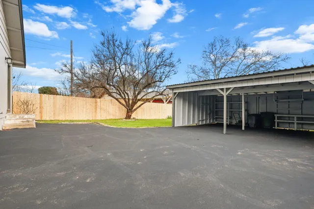 $289,950 | 3443 West Street, Redding, CA 96001