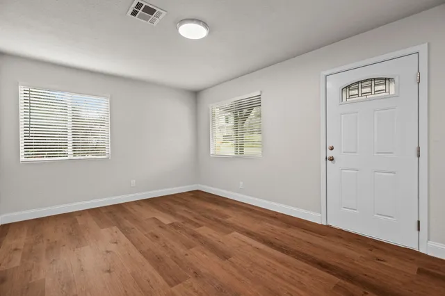 $289,950 | 3443 West Street, Redding, CA 96001