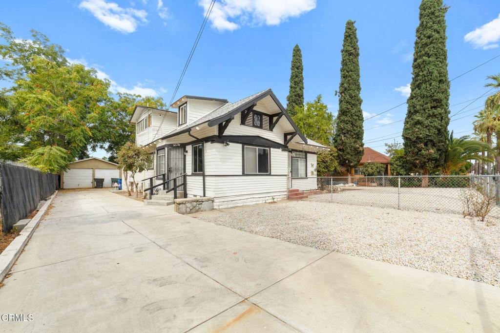 3633 Kansas Avenue Riverside, CA 92507 - Photo 2 of 35 2-web-or-mls-IMG_8414