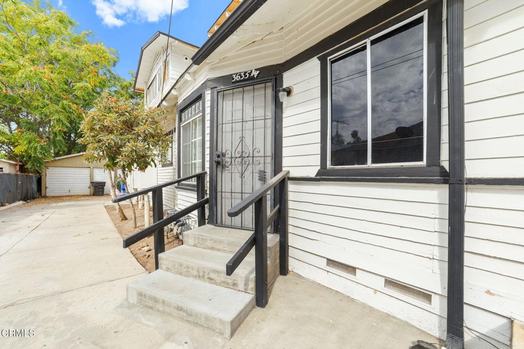 3633 Kansas Avenue Riverside, CA 92507 - Photo 4 of 35 3-web-or-mls-IMG_8424