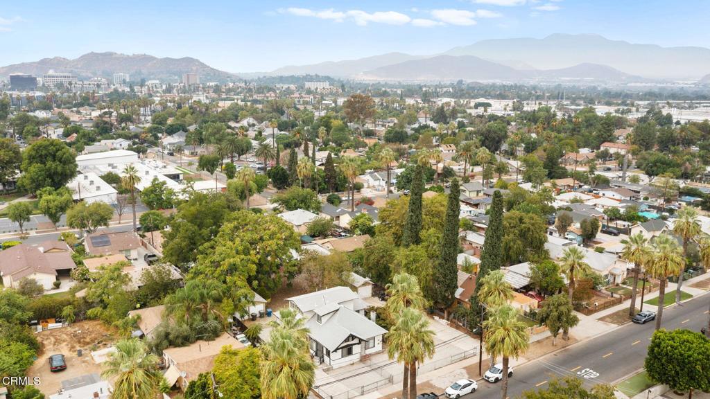 3633 Kansas Avenue Riverside, CA 92507 - Photo 5 of 35 6-web-or-mls-DJI_0403