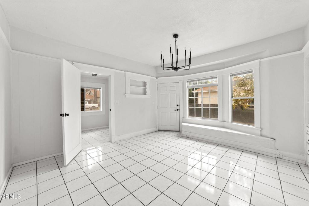 3633 Kansas Avenue Riverside, CA 92507 - Photo 9 of 35 10-web-or-mls-IMG_8372