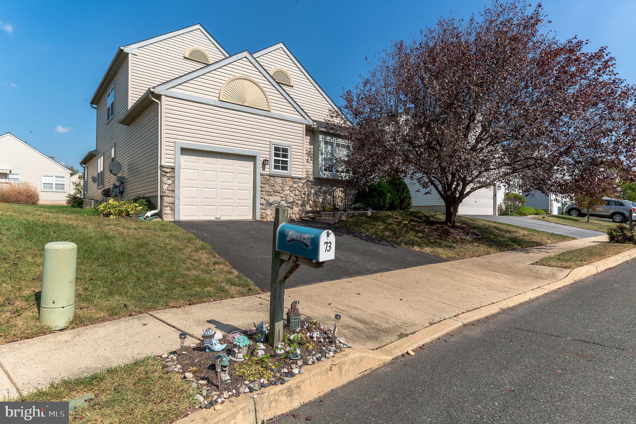 73 Longcross Road Royersford, PA 19468 - Photo 3 of 30 Gallery Image 3