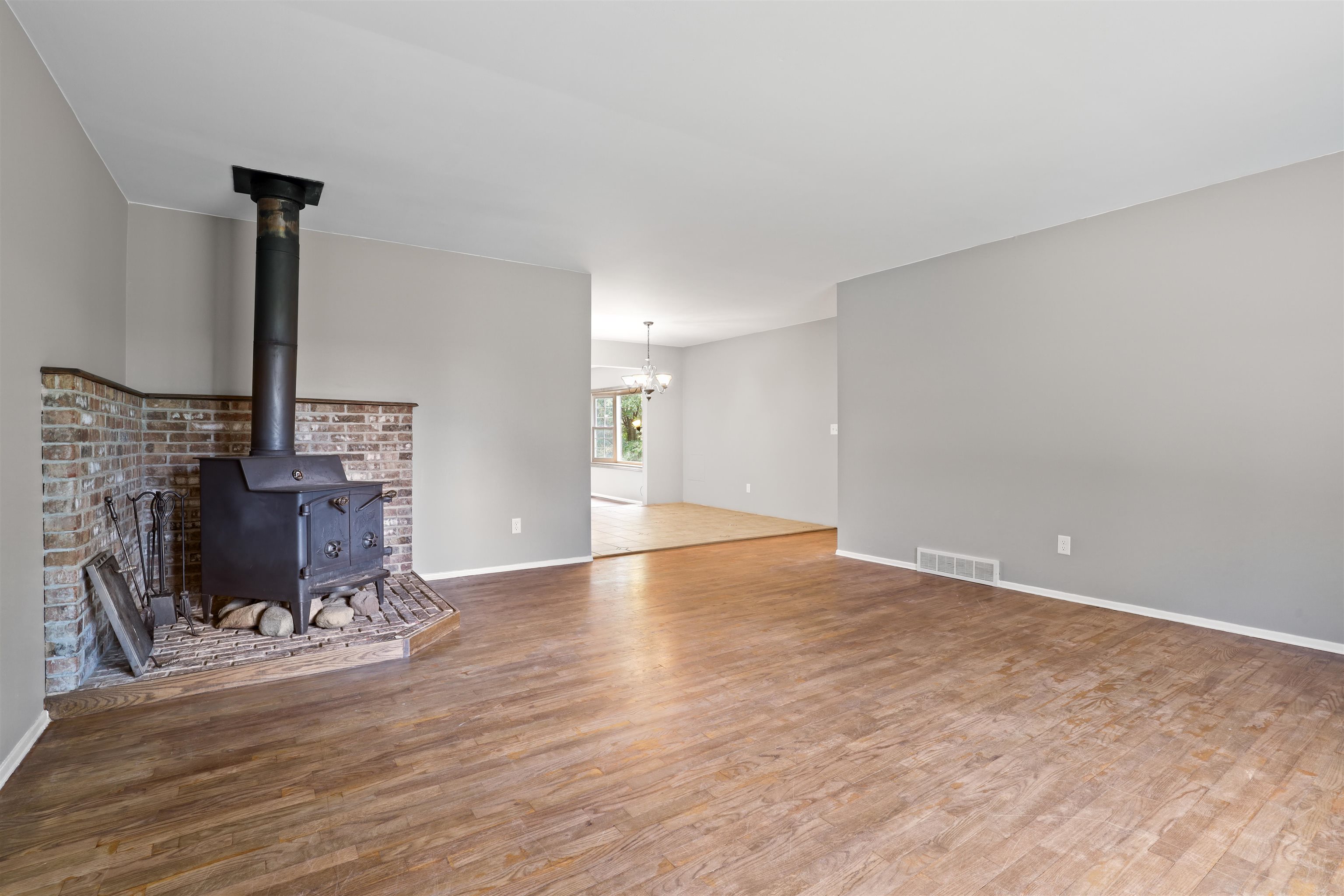 14392 North Vassar Road Millington, MI 48746 - Photo 83 of 95 50191154-4b82a13c-da45-445b-a597-c7cc71e6d28a.JPG