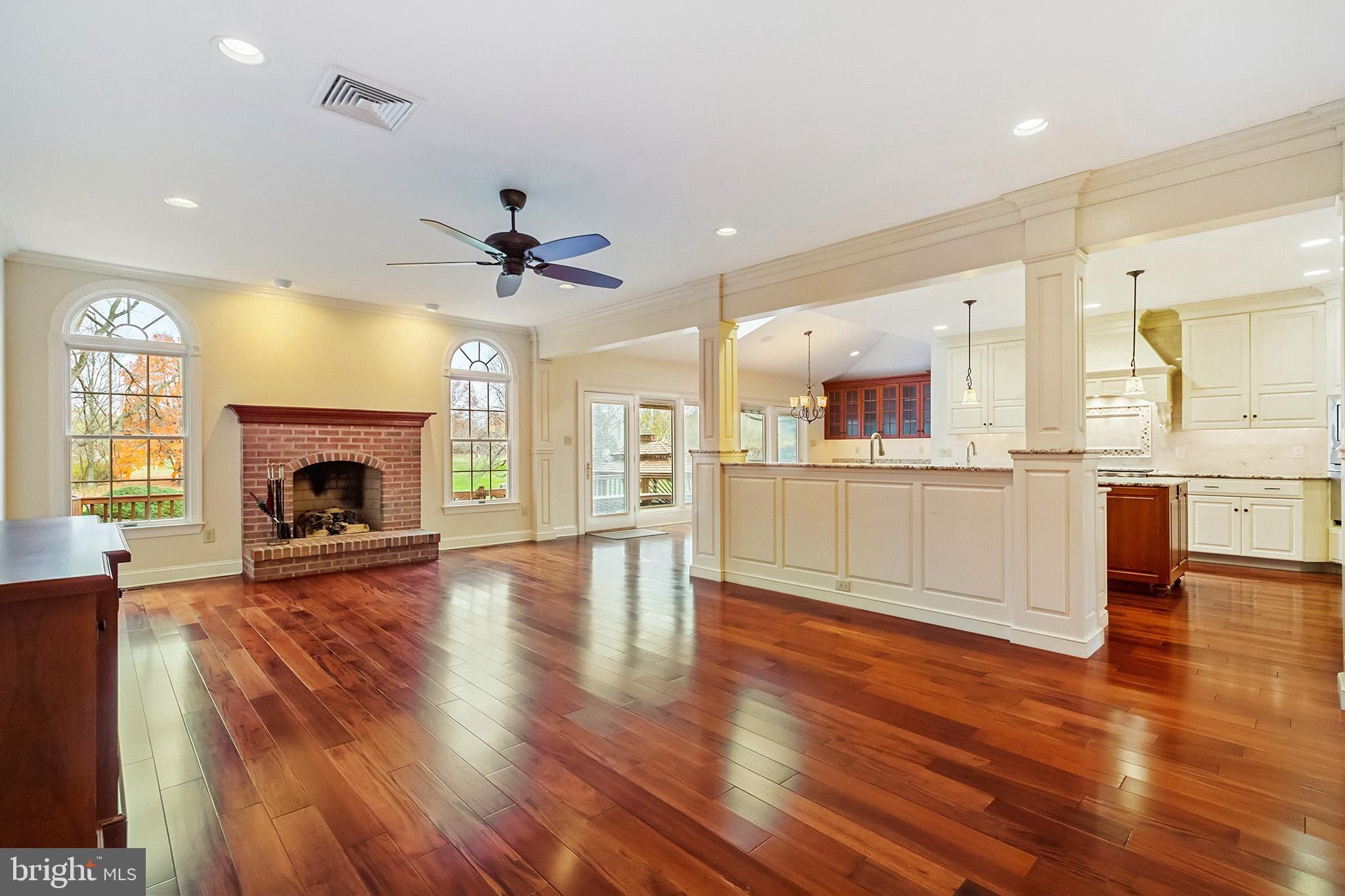 702 Commonwealth Drive Moorestown, NJ 08057 - Photo 12 of 33